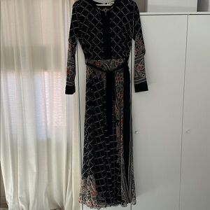 Chic Black and Red Patterned Maxi Dress